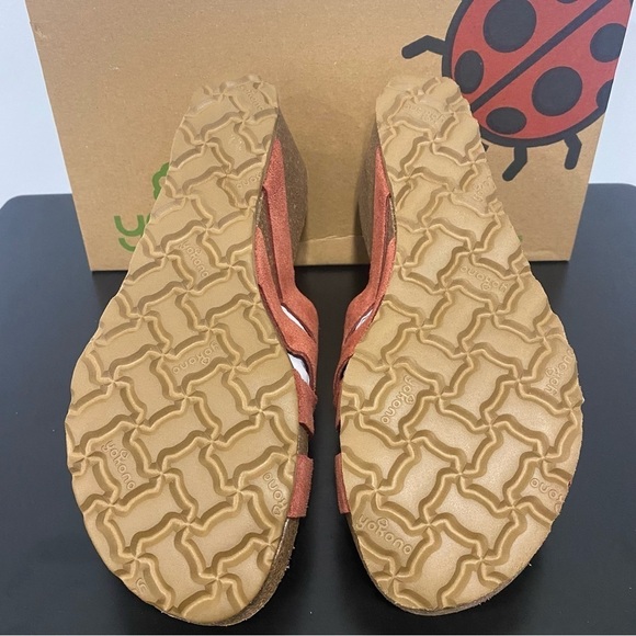 YOKONO Women’s Canela Suede Cross Band Padded Wedge Sandals Brick Size 7.5 - Picture 2 of 6
